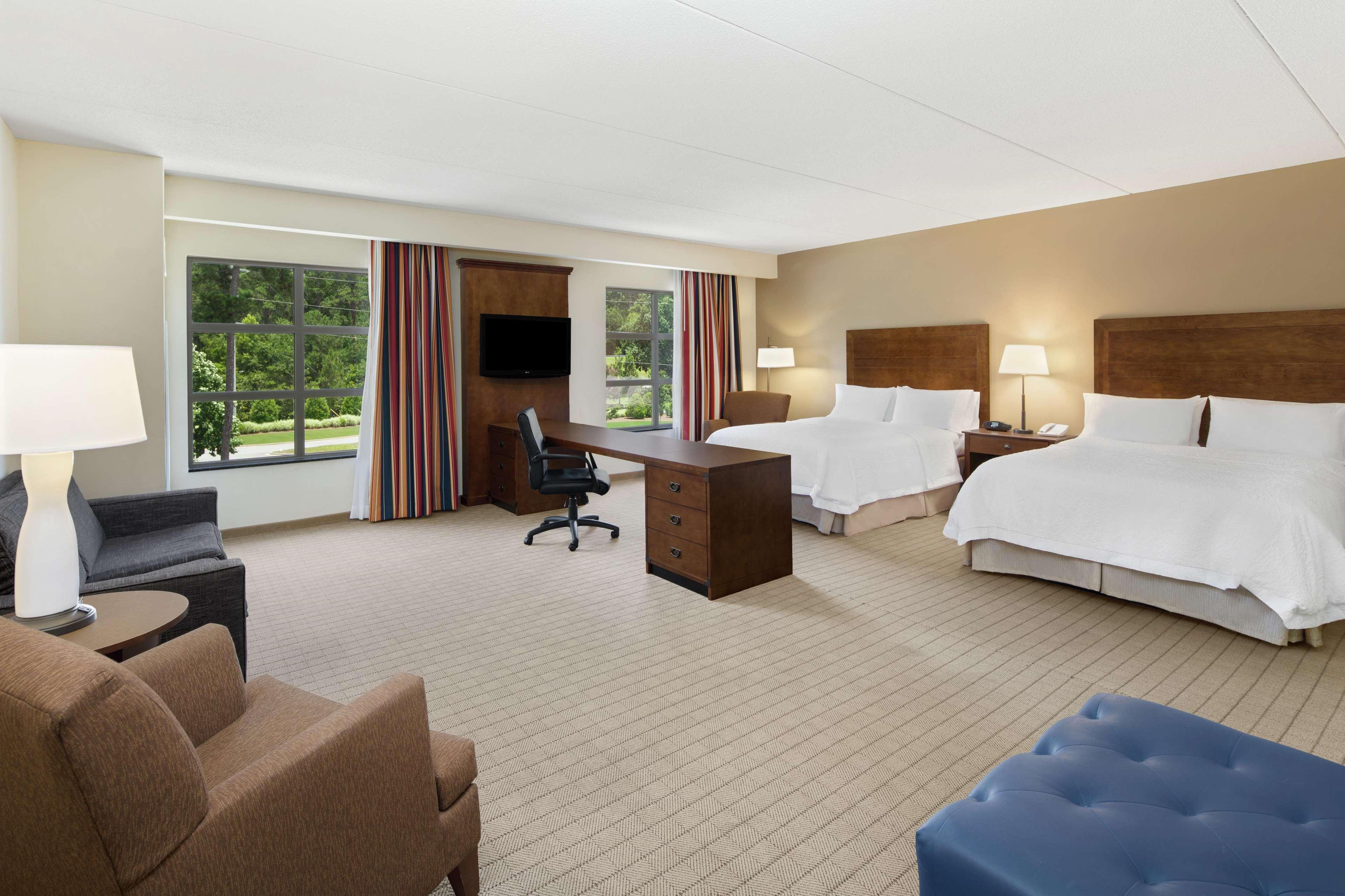 Hampton Inn Columbus/South-Fort Benning Exteriör bild