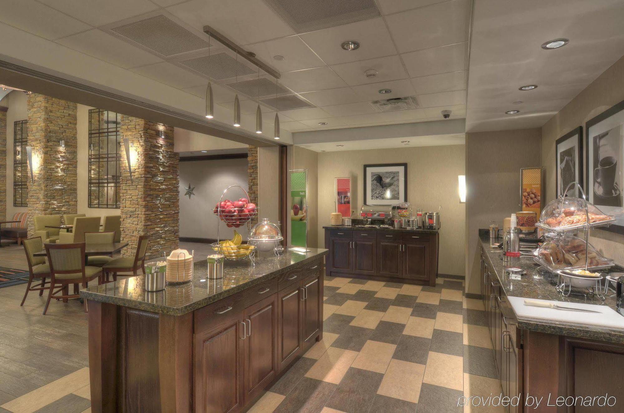 Hampton Inn Columbus/South-Fort Benning Exteriör bild