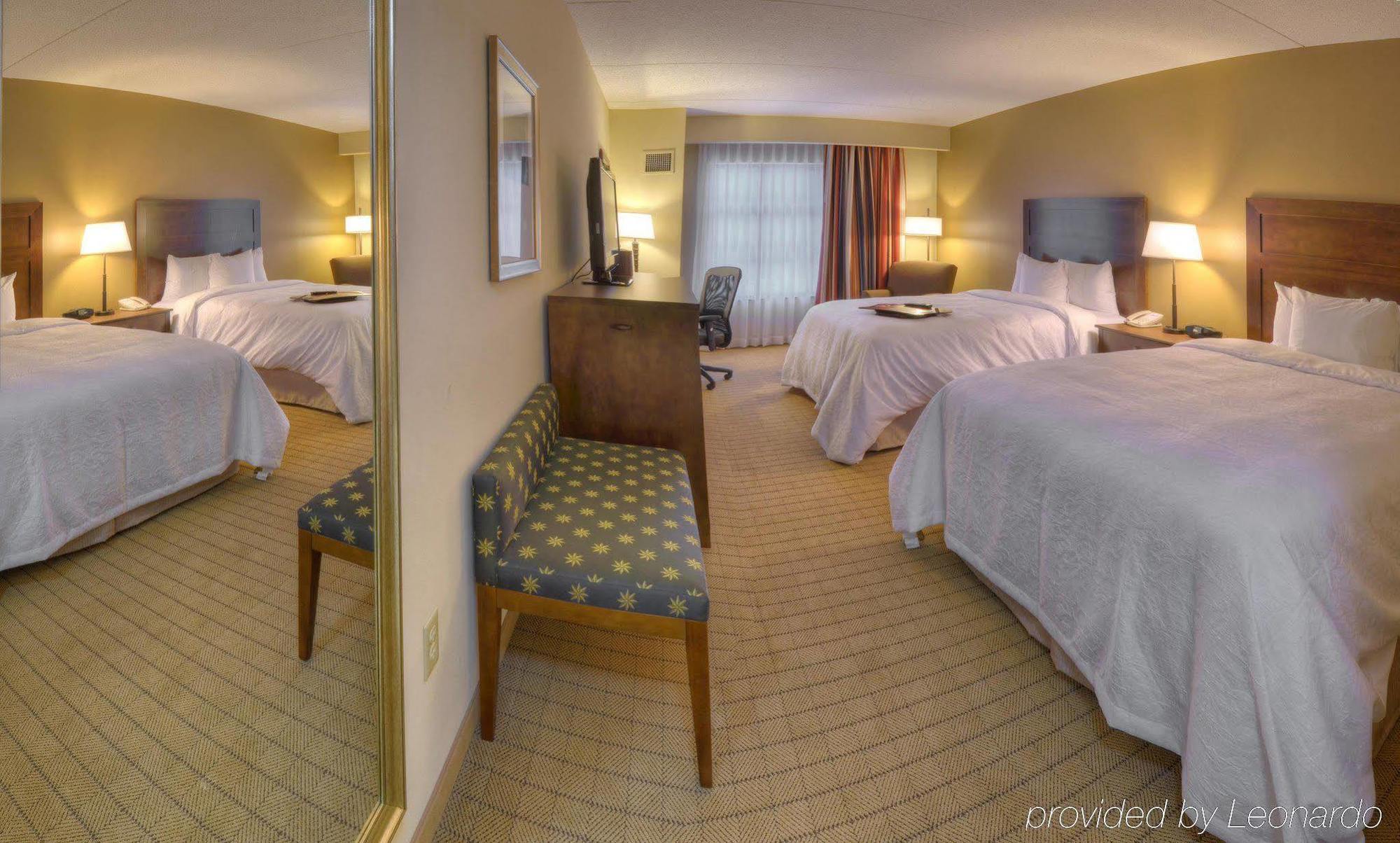 Hampton Inn Columbus/South-Fort Benning Exteriör bild