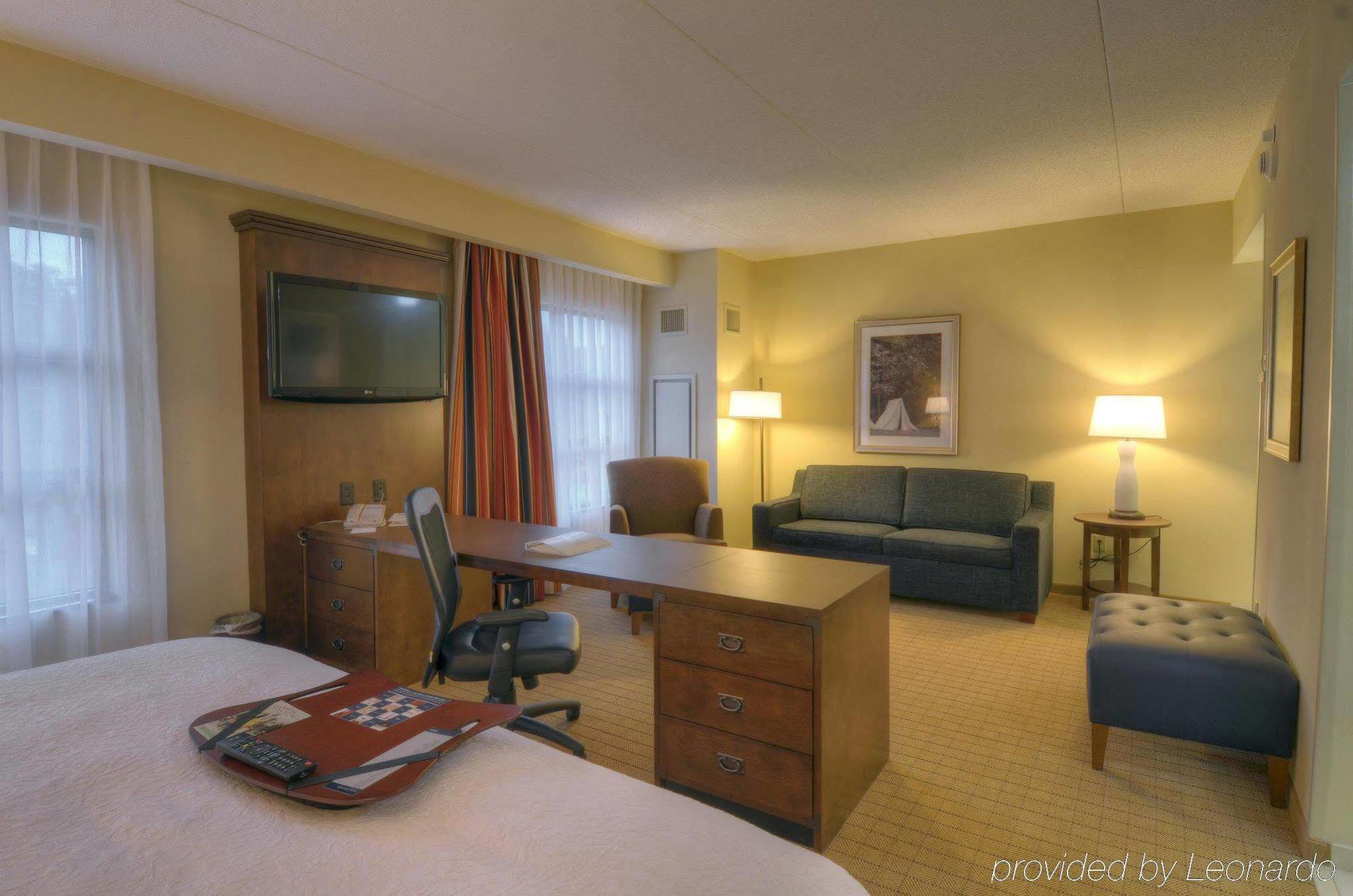 Hampton Inn Columbus/South-Fort Benning Exteriör bild